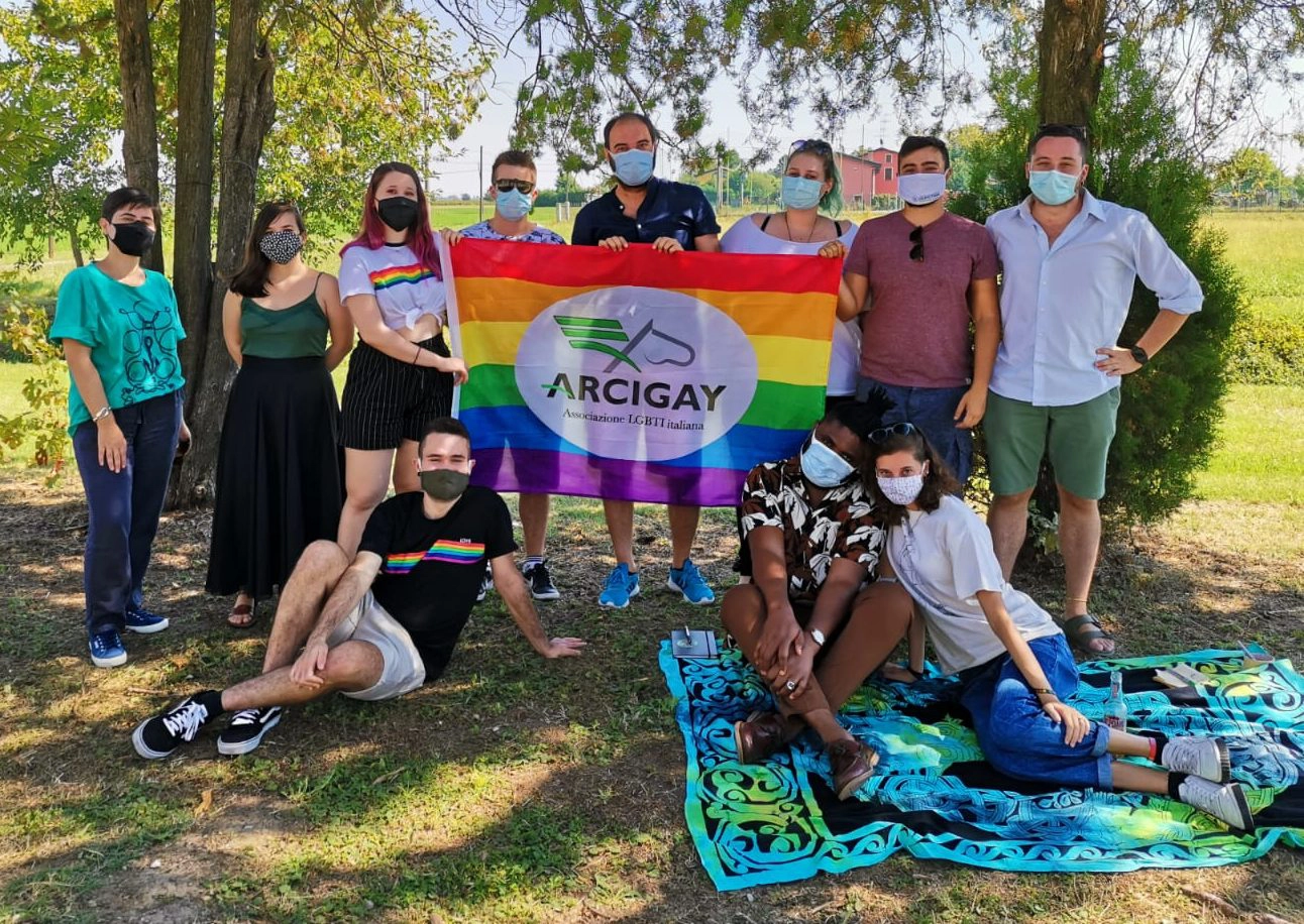 gruppo come out di socializzazione lgbtqia reggio emilia